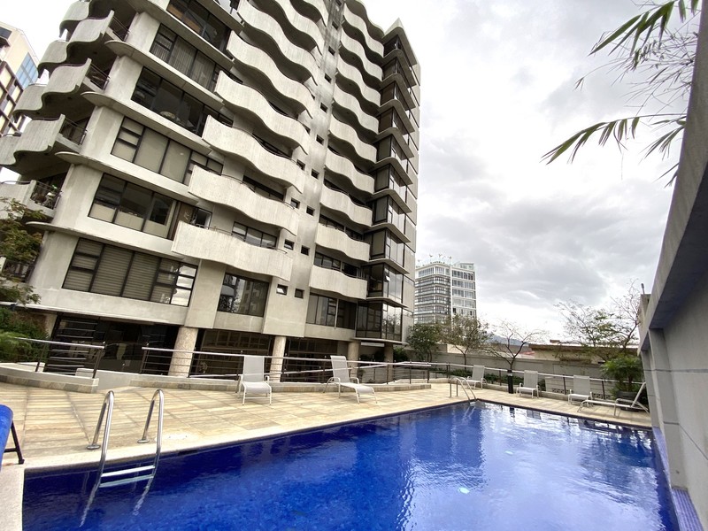 For Sale, Spacious and Luxurious Apartment in Exclusive Condominium